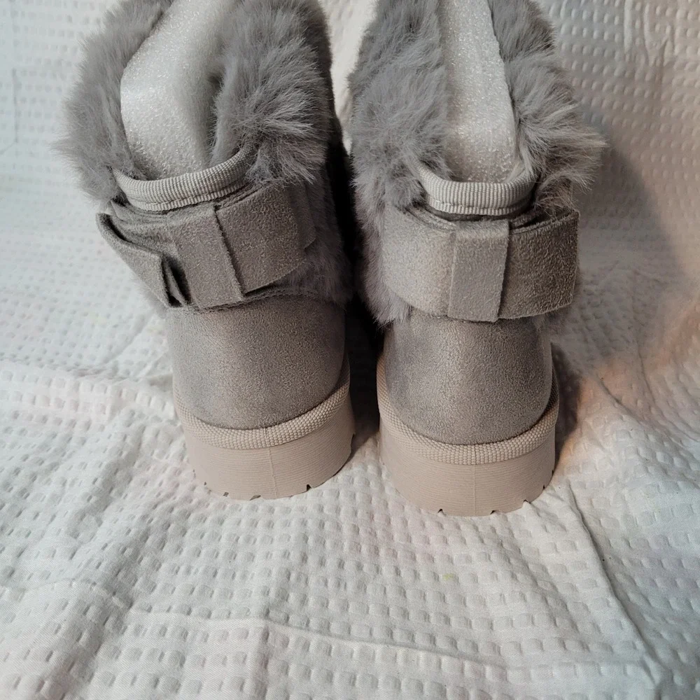 Grey Faux Suede Fur Trim Ankle Boots Lug Sole Platform Winter Boots Size‎ 7.5